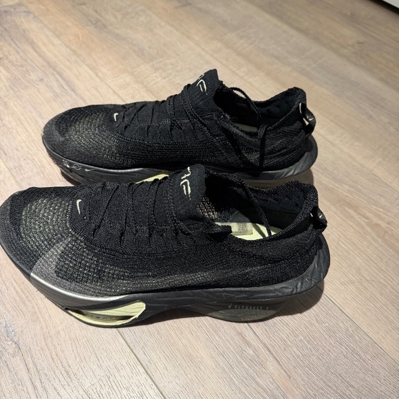 Nike Alphafly 3 Premium – Size 10.5M / 12W – Black/Olive Aura – Excellent Condit - Picture 5 of 11